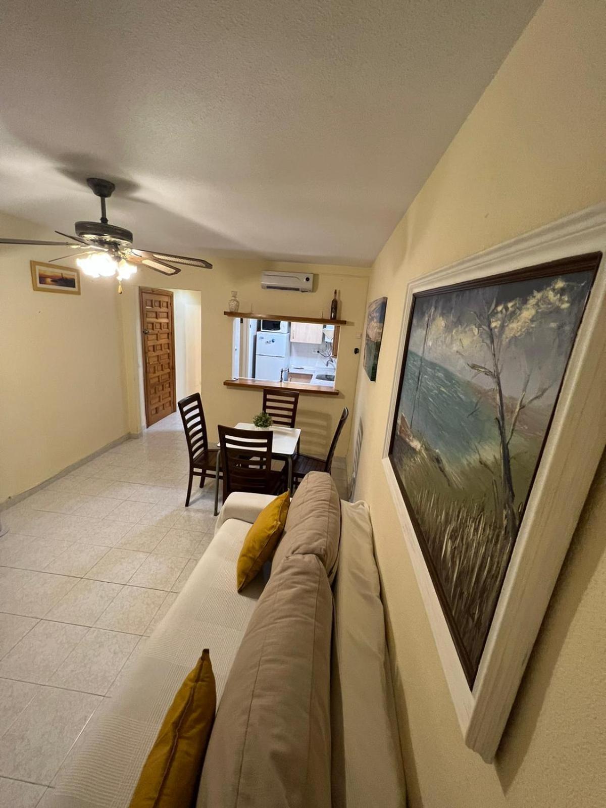 Apartamentos Playa Bajondillo Torremolinos Kamer foto